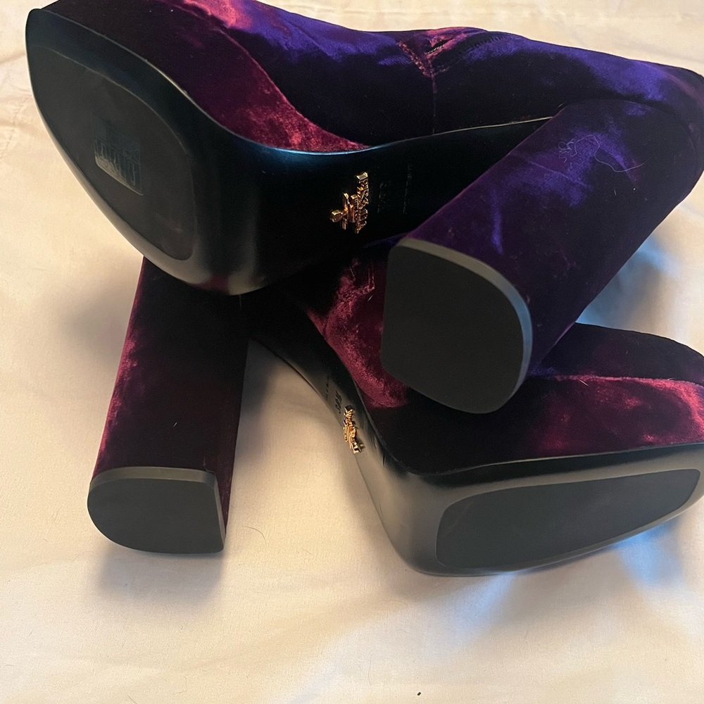 PRADA Velvet Platform Ankle Boots-Magenta/Burgundy Velvet - Size 38.5 EU - Never - Picture 8 of 9